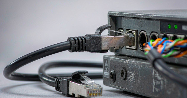 How to Select an Industrial Ethernet Connector for Switches and Gateways ?