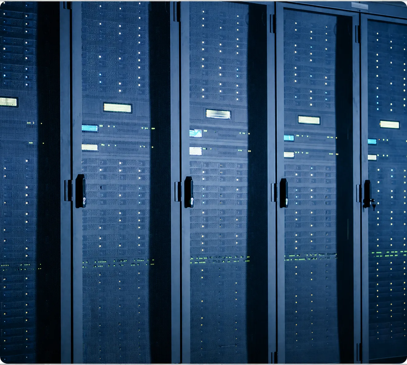 SFPQSFP Servers and NICs.webp